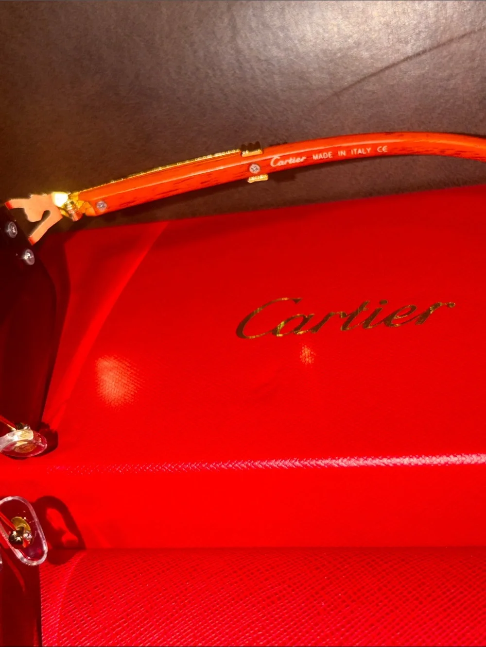 🆕 🕶️ unisex Cartier sunglasses & case & box